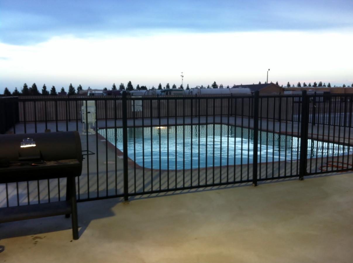Southern Inn&Suites Kermit Exterior foto